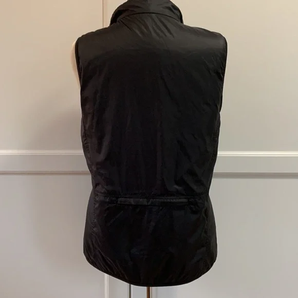 PUMA Reversible Black Fleece Lined Vest - Picture 9 of 11